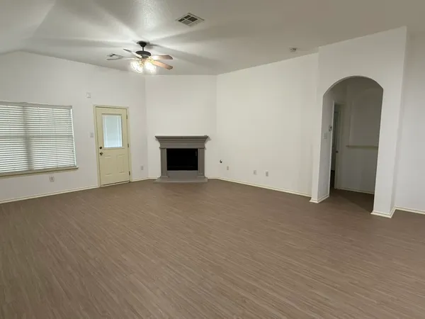 $325,000 | 2122 Rachel Lane, Round Rock, TX 78664