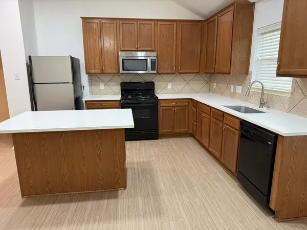 $325,000 | 2122 Rachel Lane, Round Rock, TX 78664