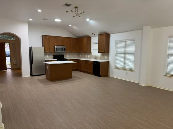 $325,000 | 2122 Rachel Lane, Round Rock, TX 78664