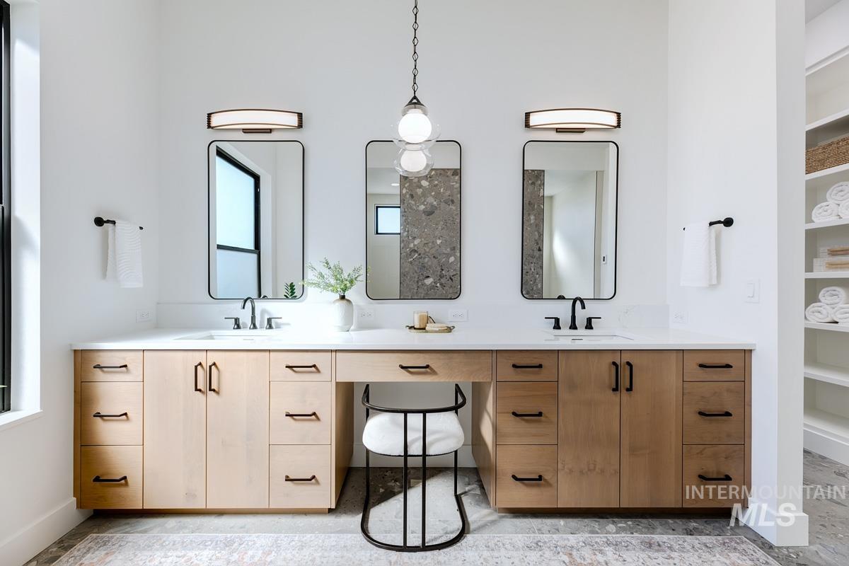 525 Founder Avenue Middleton, ID 83644 - Photo 29 of 50 Bathroom featuring double vanity and baseboards