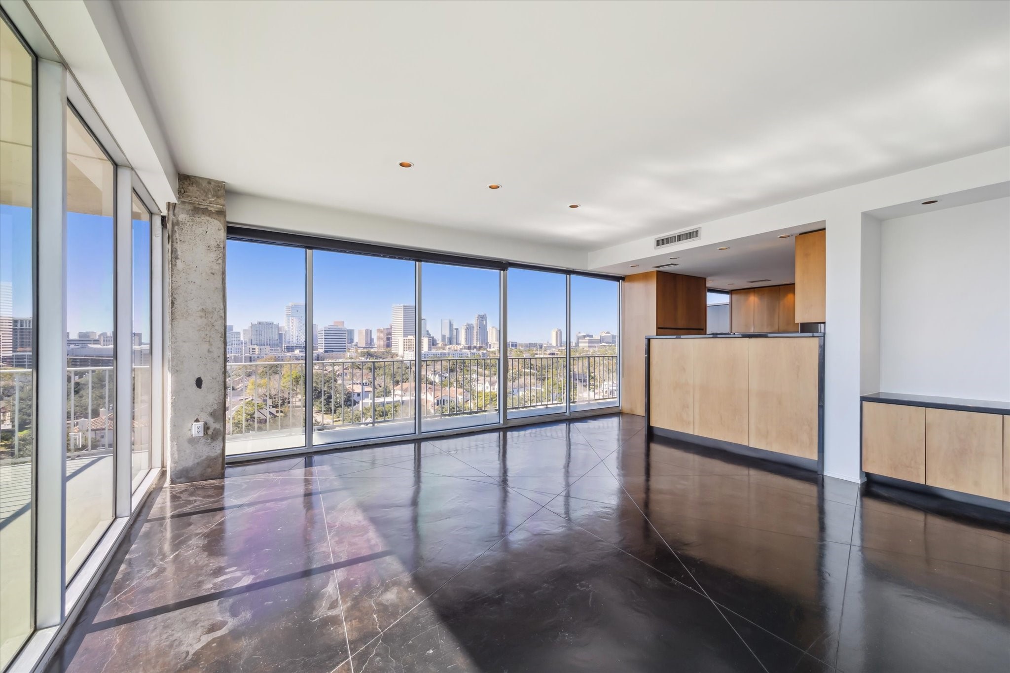 2200 Willowick Road, Unit 11C Houston, TX 77027 - Photo 7 of 15 The flow between living, dining and kitchen spaces in 11C makes for gracious living and easy entertaining.