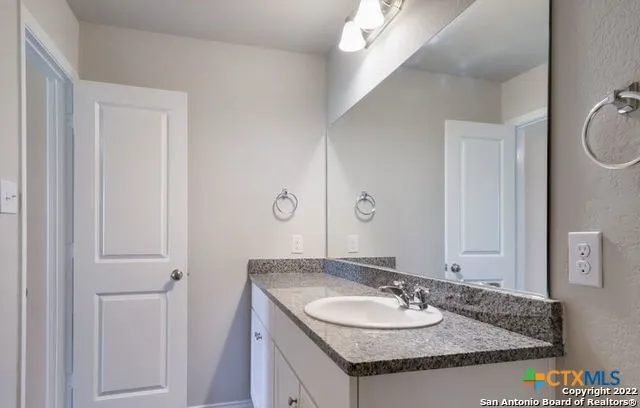 $1,495 | 313 Cordova Crossing, Seguin, TX 78155