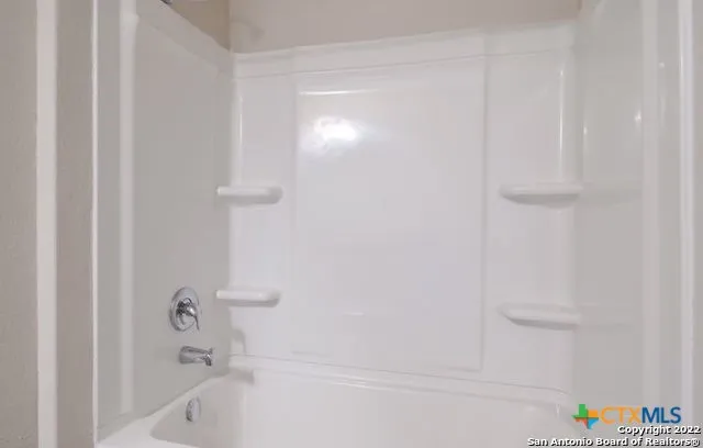 $1,495 | 313 Cordova Crossing, Seguin, TX 78155