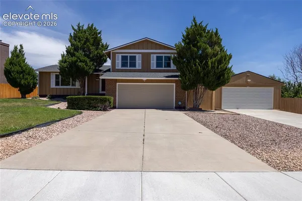 $549,000 | 3433 Oak Creek Drive West, Colorado Springs, CO 80906