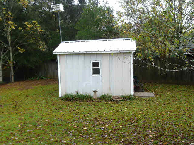 201 East Myrtle Avenue Foley, AL 36535 - Photo 5 of 21 Storage Bldg