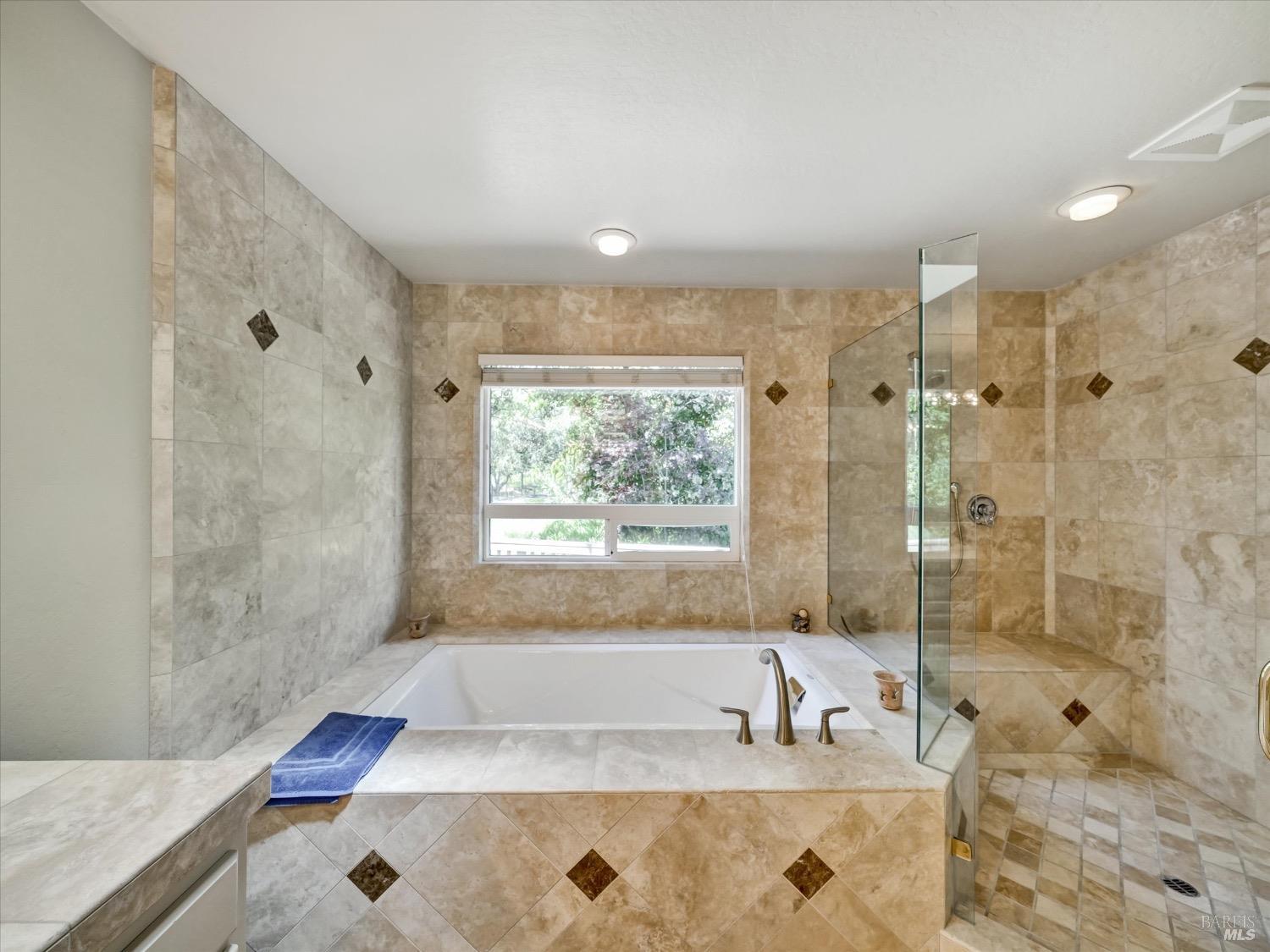 6410 Bennett Valley Road Santa Rosa, CA 95404 - Photo 22 of 34