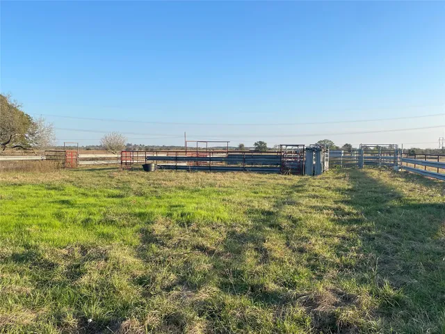 $849,000 | 228 County Road 228, Bedias, TX 77831