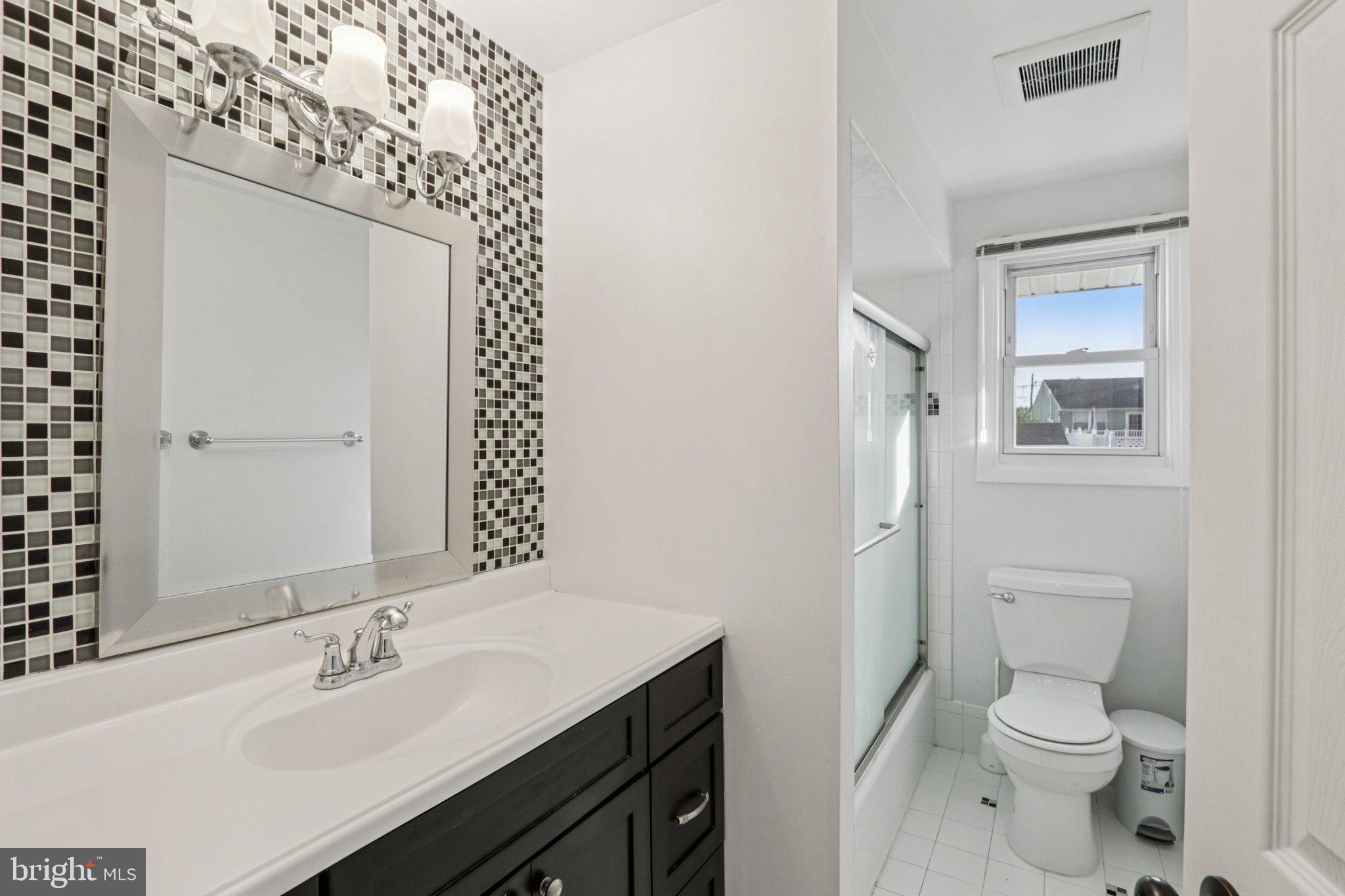 1042 Surrey Road Somerdale, NJ 08083 - Photo 33 of 52 Gallery Image 33