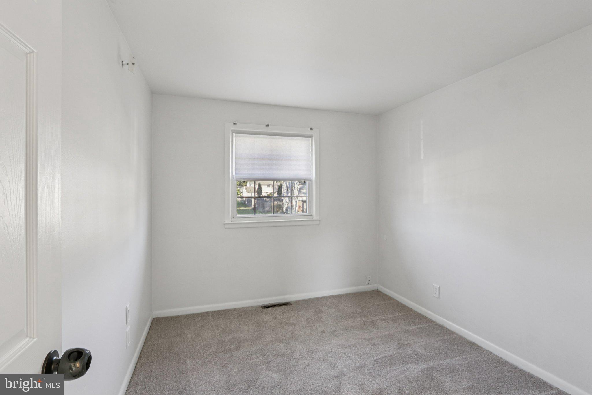 1042 Surrey Road Somerdale, NJ 08083 - Photo 35 of 52 Gallery Image 35