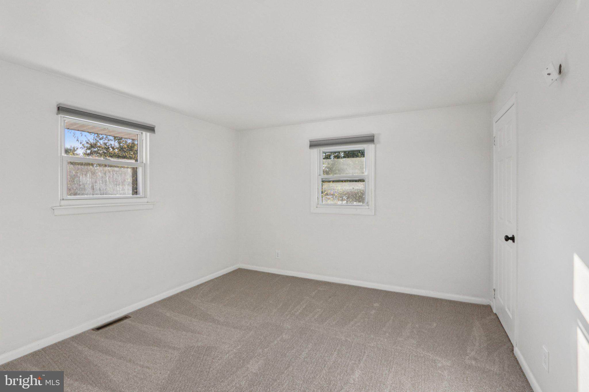 1042 Surrey Road Somerdale, NJ 08083 - Photo 37 of 52 Gallery Image 37