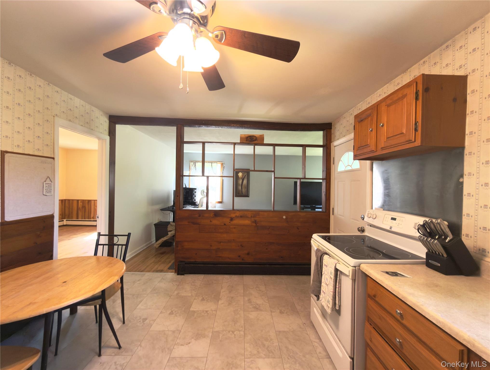52 Holt Road Hyde Park, NY 12538 - Photo 2 of 14