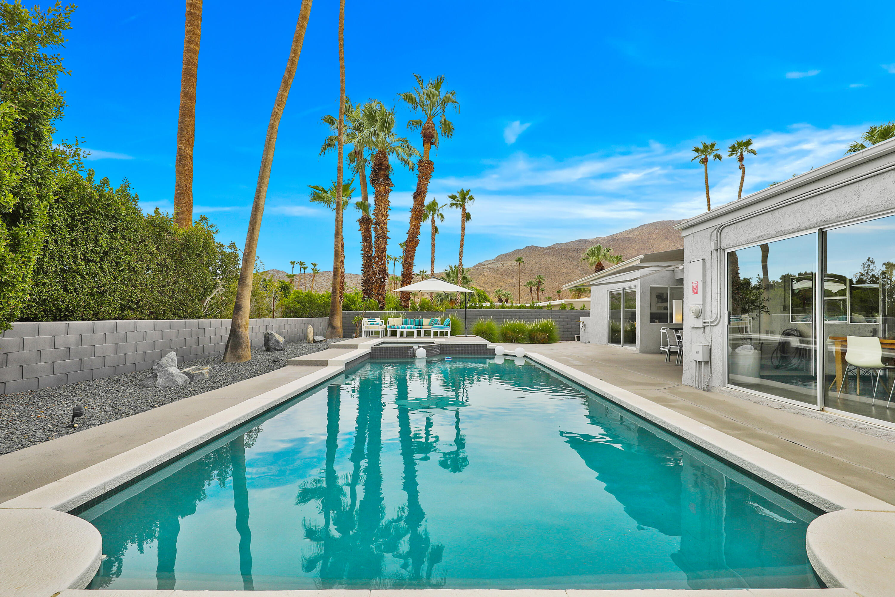 71520 Gardess Road Rancho Mirage, CA 92270 - Photo 25 of 41 068 LARGE SWIMMERS POOL
