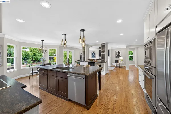 $1,899,000 | 5218 Ridgevale Way, Pleasanton, CA 94566