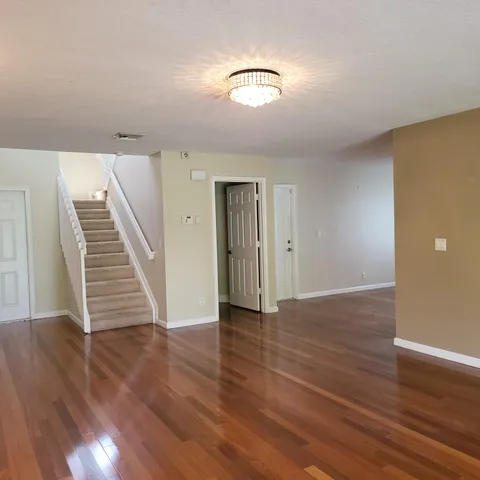 $2,995 | 509 Alejandro Lane, West Palm Beach, FL 33413