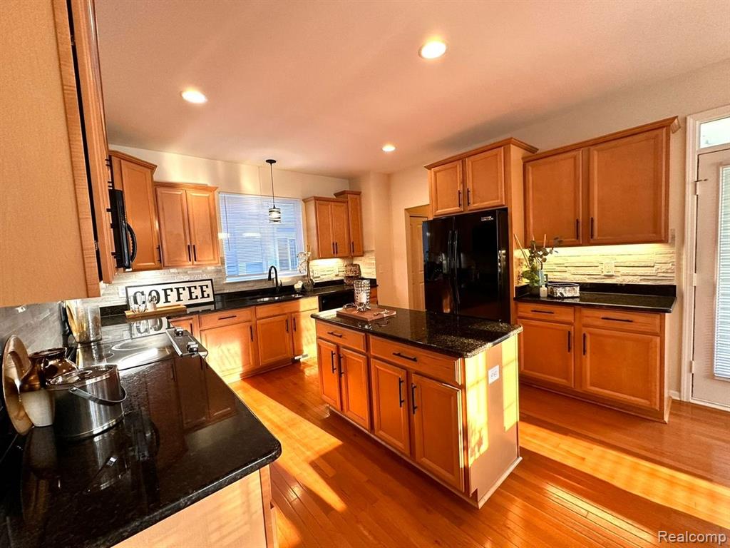 3155 Summers Road Keego Harbor, MI 48320 - Photo 22 of 62