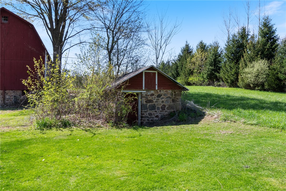 4427 Boynton Road Walworth, NY 14568 - Photo 43 of 49 Yet another out building!