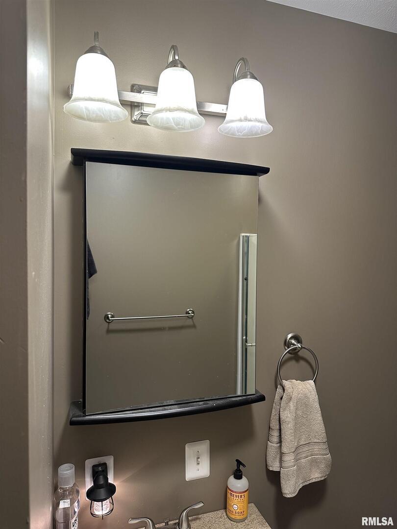 814 Hyde Park Road Royalton, IL 62983 - Photo 11 of 28