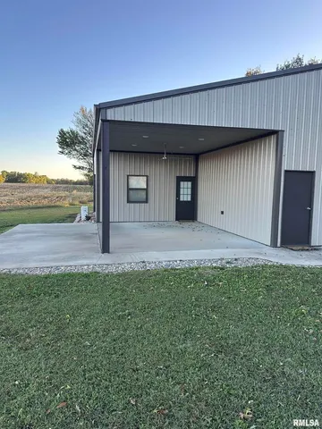 $198,500 | 814 Hyde Park Road, Royalton, IL 62983