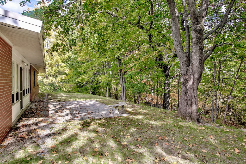 24 Walnut Street Harvard, MA 01434 - Photo 3 of 18 Gallery Image 3
