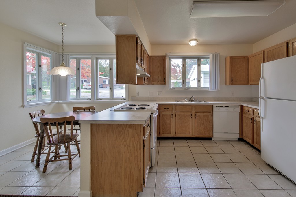 24 Walnut Street Harvard, MA 01434 - Photo 6 of 18 Gallery Image 6