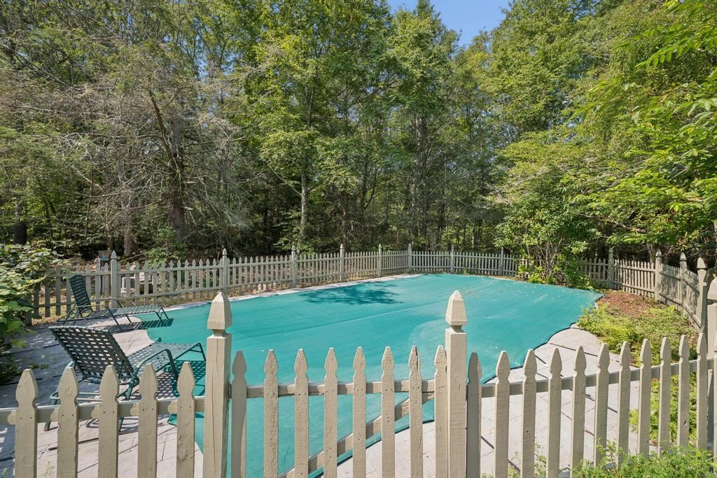 840 Lake Road Tiverton, RI 02878 - Photo 15 of 37 Gallery Image 15
