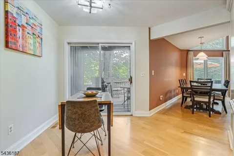 $785,000 | 35 Indian Run, Watchung, NJ 07069