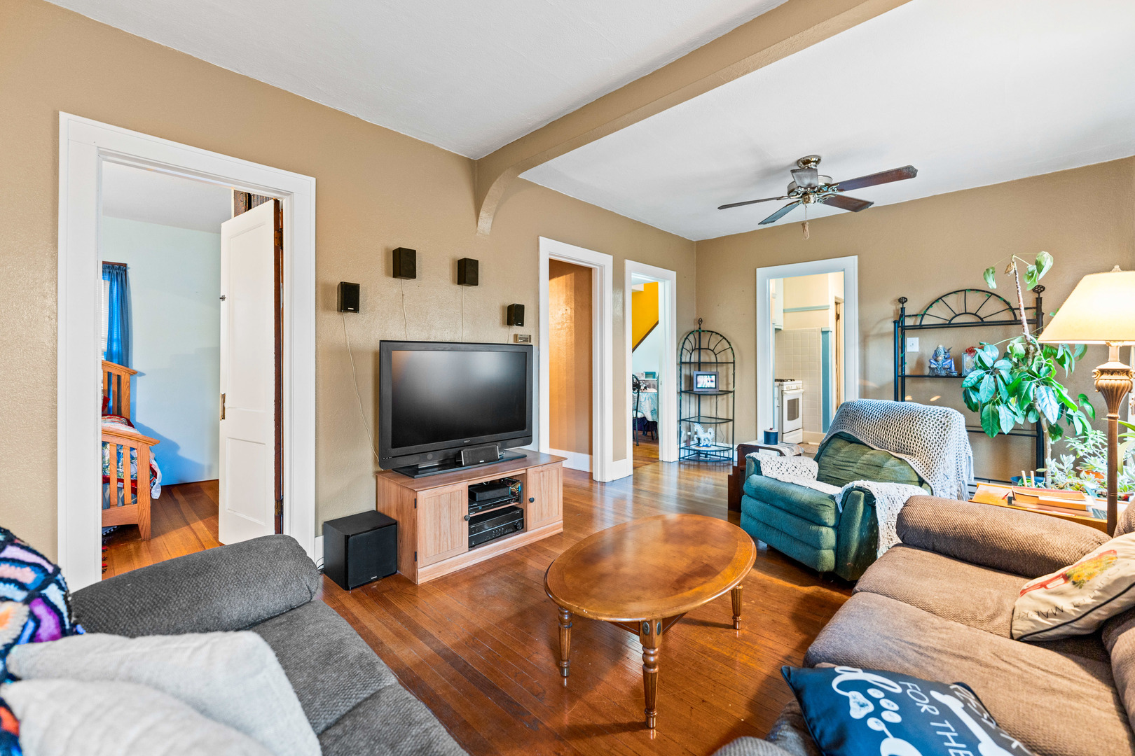 1100 Sycamore Road DeKalb, IL 60115 - Photo 4 of 24 a living room with furniture and a flat screen tv