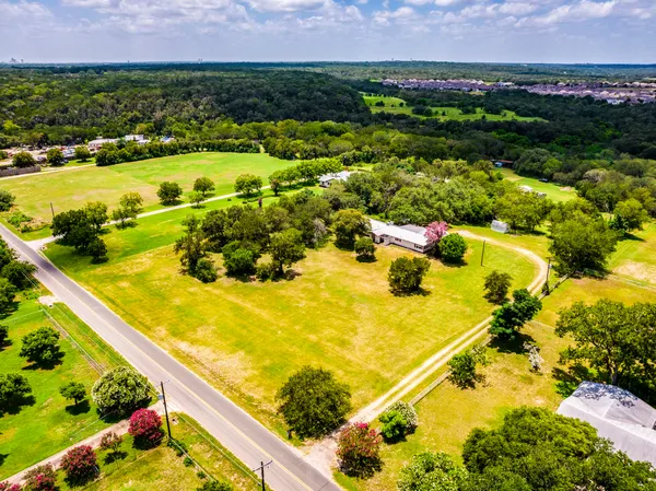 $899,900 | 12900 Lowden Lane, Manchaca, TX 78652