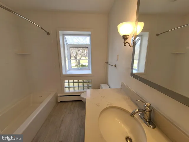 $2,400 | 6 Council Trail, Wilmington, DE 19810