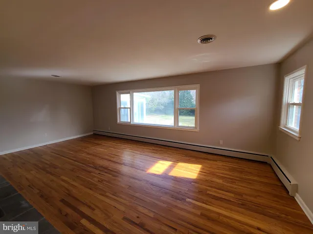 $2,400 | 6 Council Trail, Wilmington, DE 19810