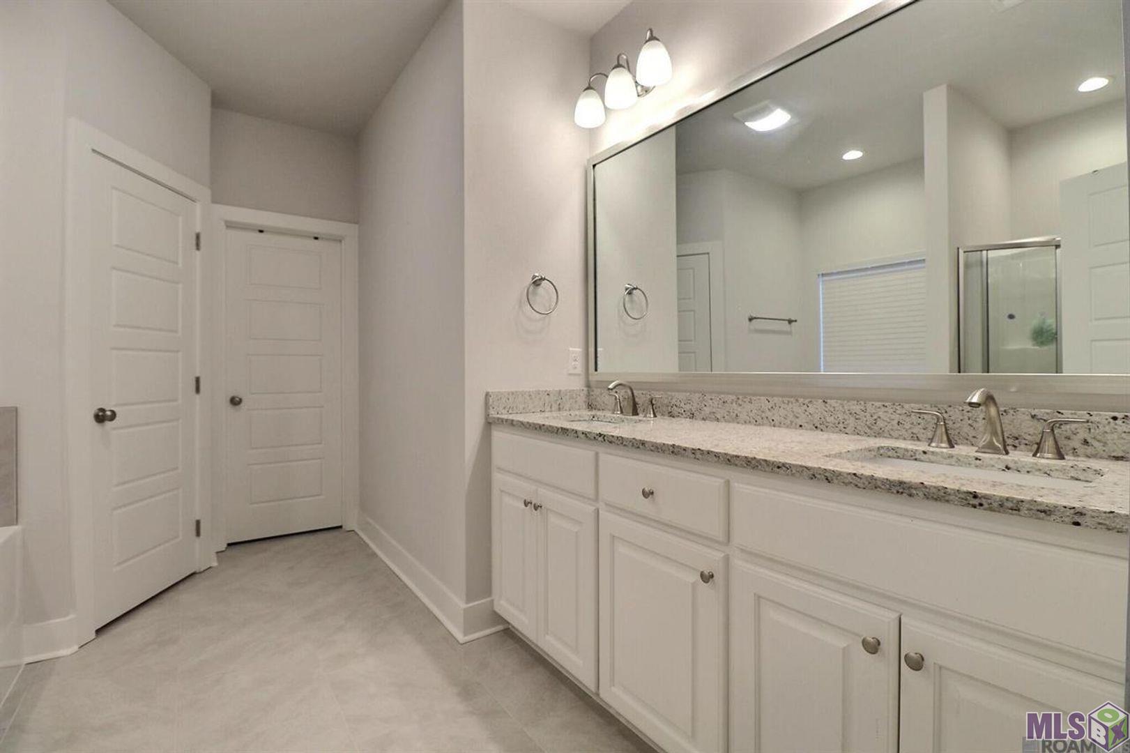 14117 Village Square Avenue Baton Rouge, LA 70818 - Photo 11 of 17