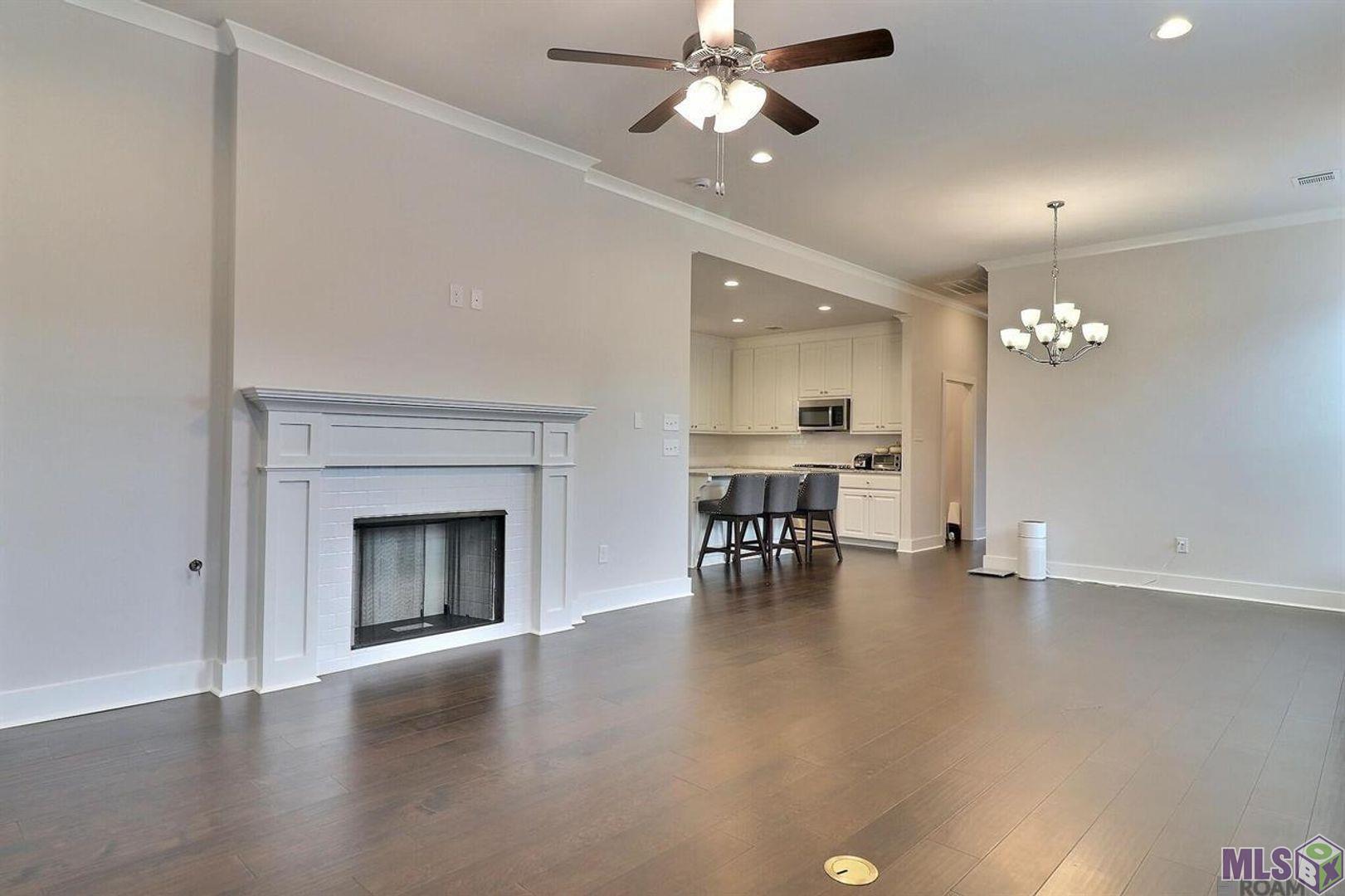 14117 Village Square Avenue Baton Rouge, LA 70818 - Photo 5 of 17