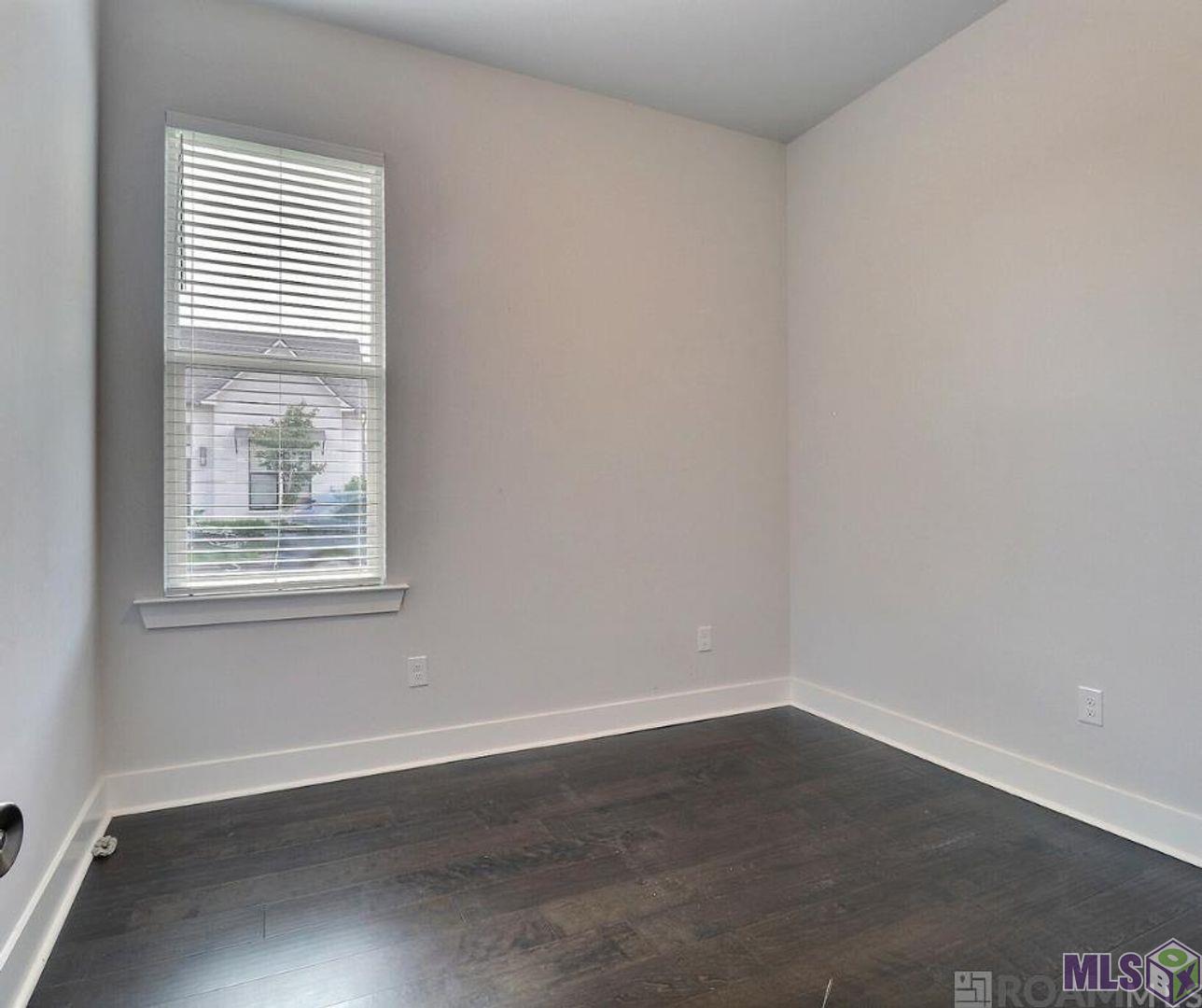 14117 Village Square Avenue Baton Rouge, LA 70818 - Photo 6 of 17