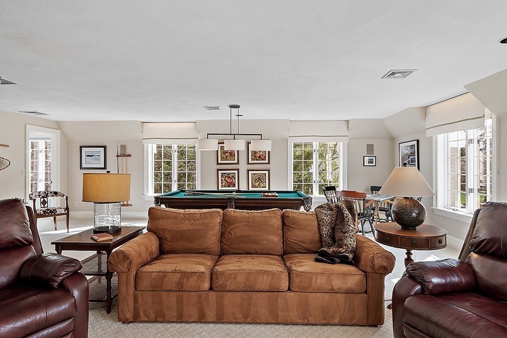 72 Campion Road North Andover, MA 01845 - Photo 19 of 42 Gallery Image 19