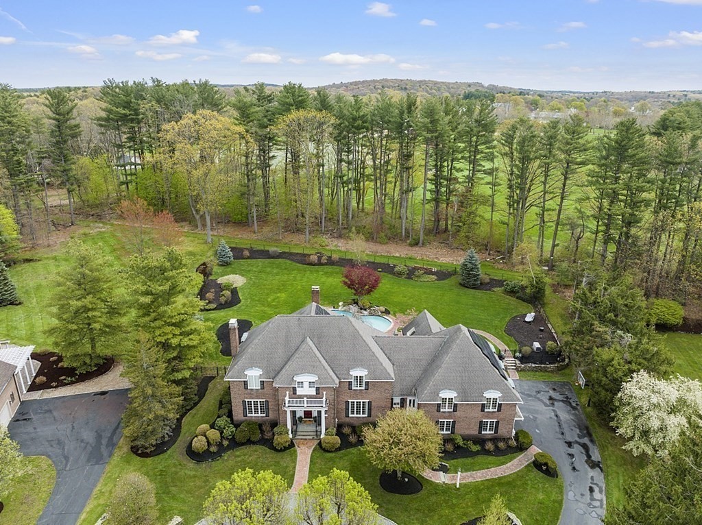 72 Campion Road North Andover, MA 01845 - Photo 2 of 42 Gallery Image 2
