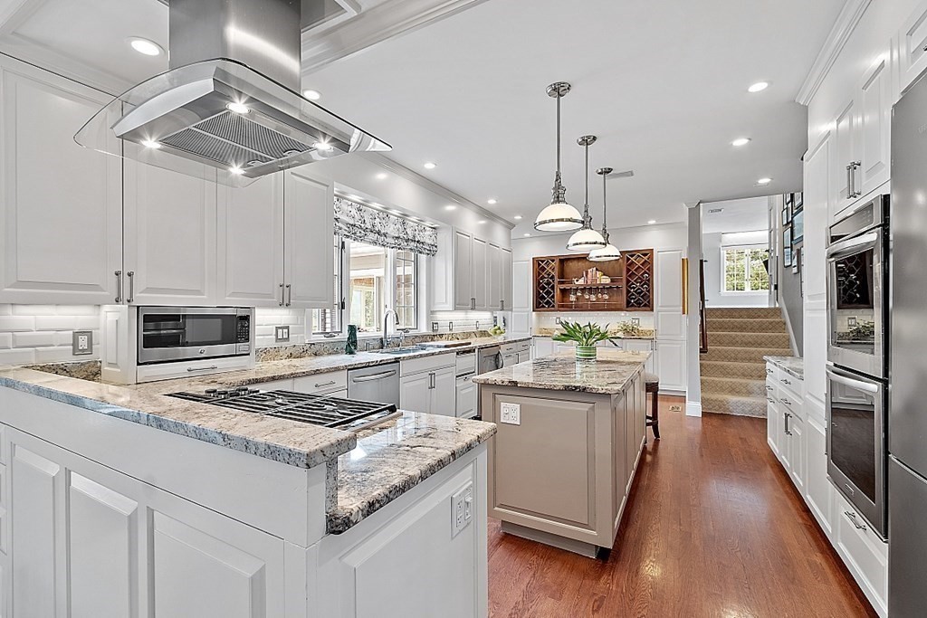 72 Campion Road North Andover, MA 01845 - Photo 4 of 42 Gallery Image 4
