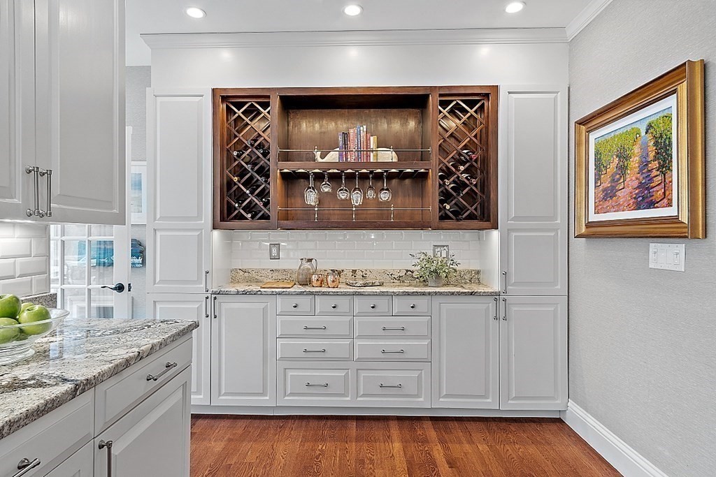 72 Campion Road North Andover, MA 01845 - Photo 8 of 42 Gallery Image 8