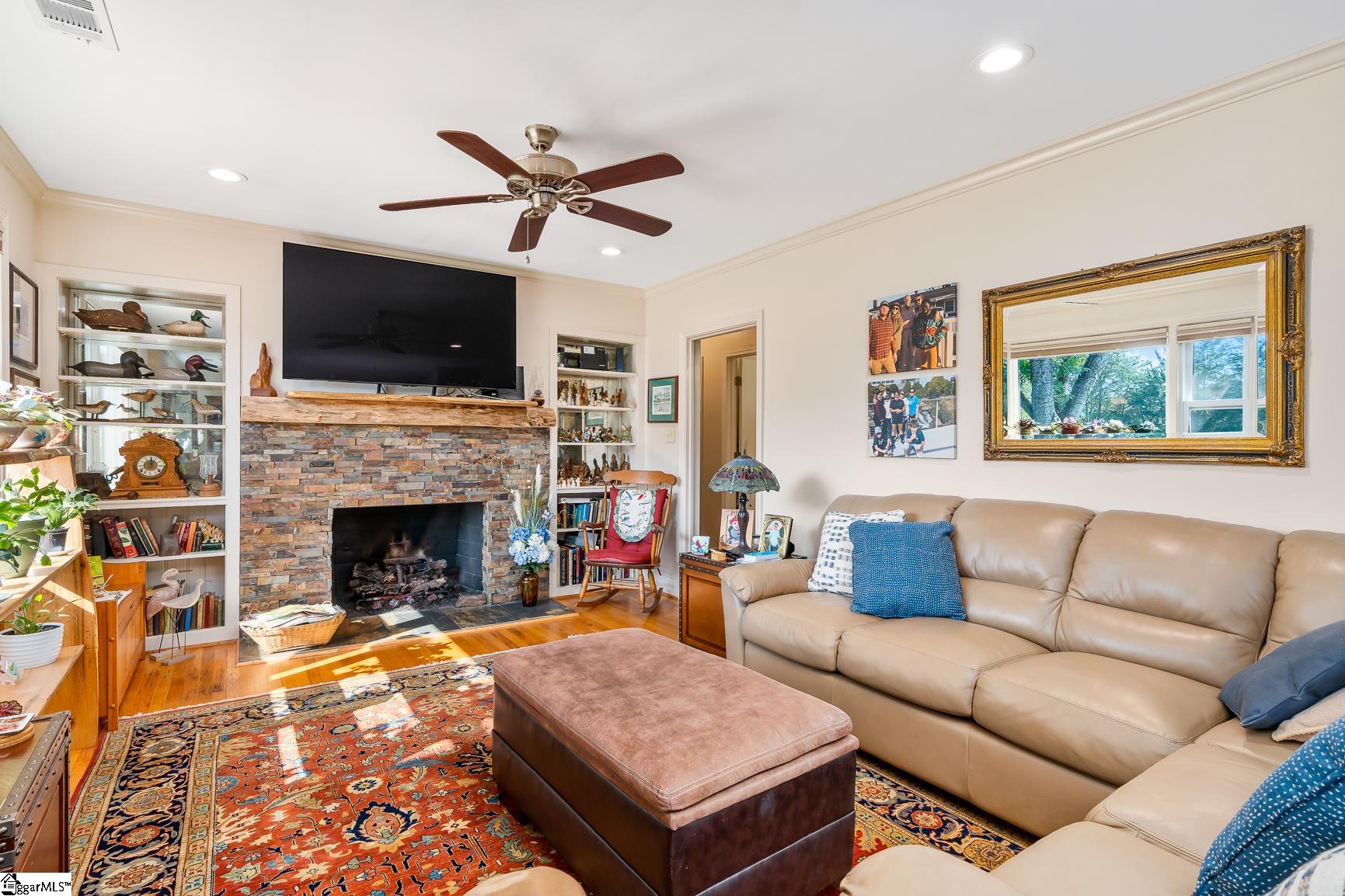 210 Motor Boat Club Road Greenville, SC 29611 - Photo 11 of 35