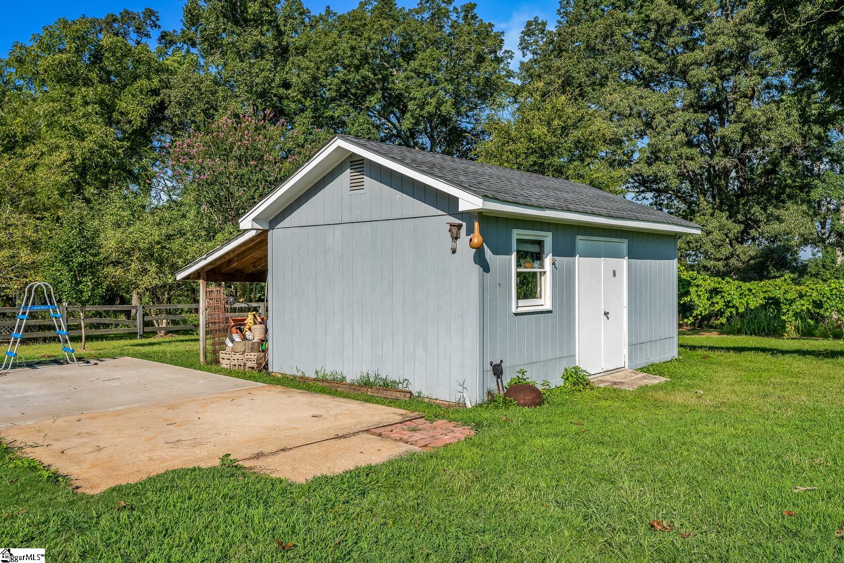 210 Motor Boat Club Road Greenville, SC 29611 - Photo 24 of 35