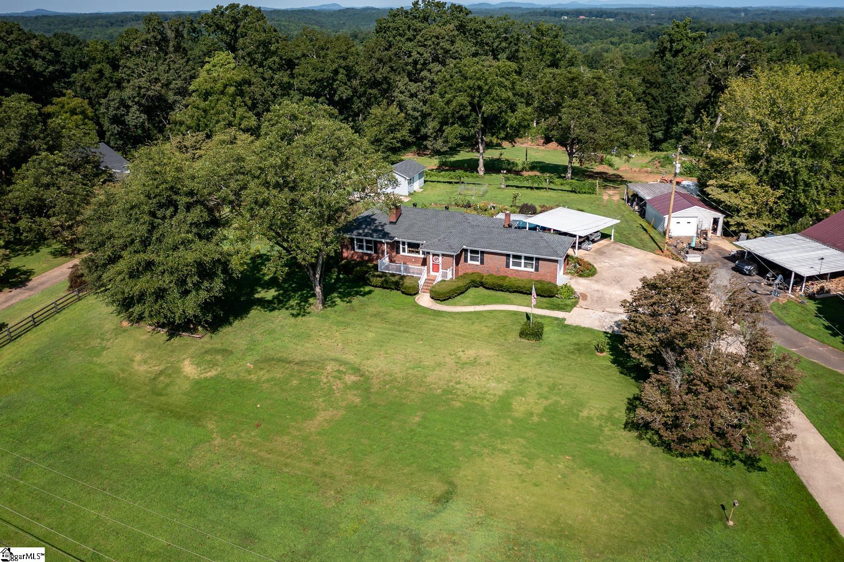 210 Motor Boat Club Road Greenville, SC 29611 - Photo 30 of 35