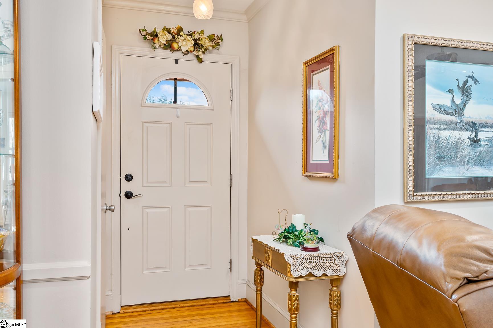 210 Motor Boat Club Road Greenville, SC 29611 - Photo 4 of 35