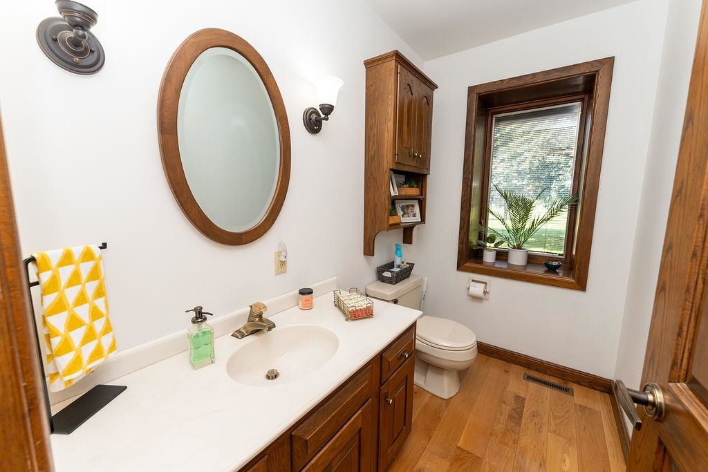 1600 East Deerfield Road Mount Pleasant, MI 48858 - Photo 14 of 69 1935678-86278405-776e-4162-9f1f-ff860da266de.JPG