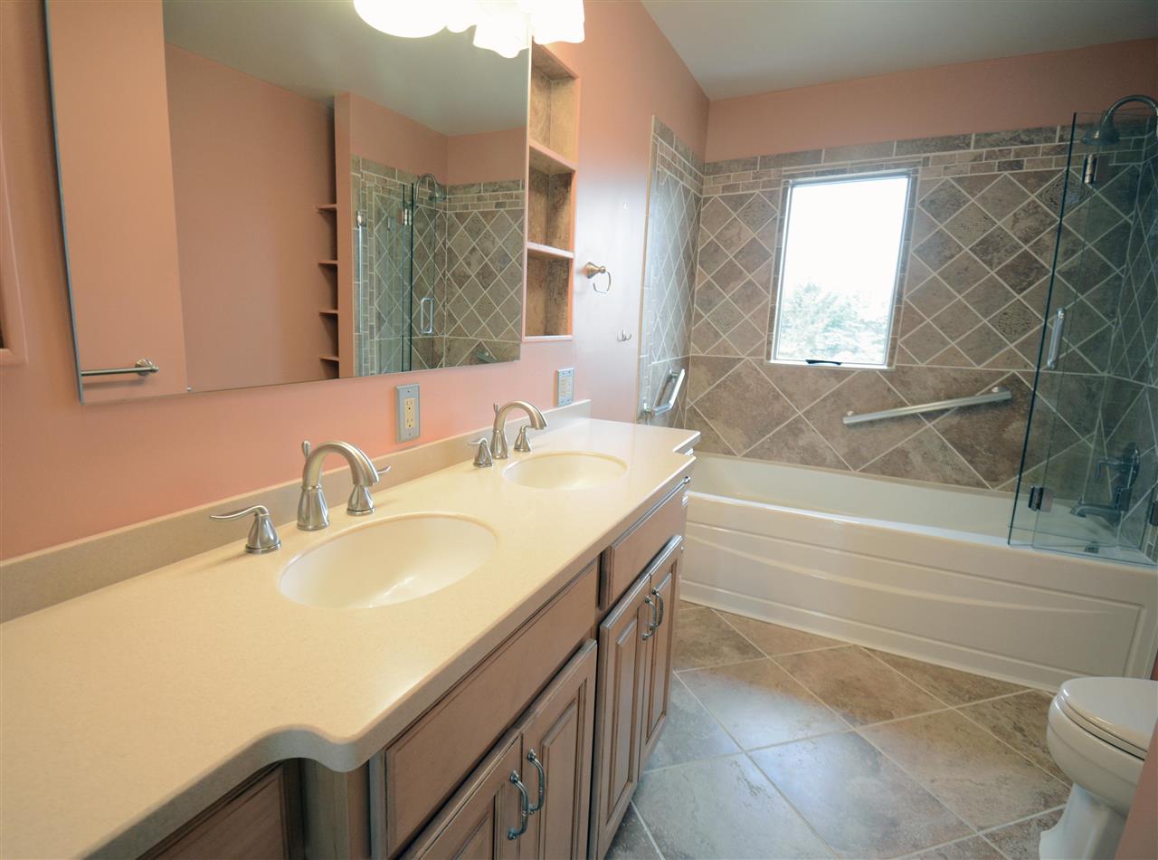3805 East Hibbard Road Corunna, MI 48817 - Photo 11 of 36 50068536-10.JPG