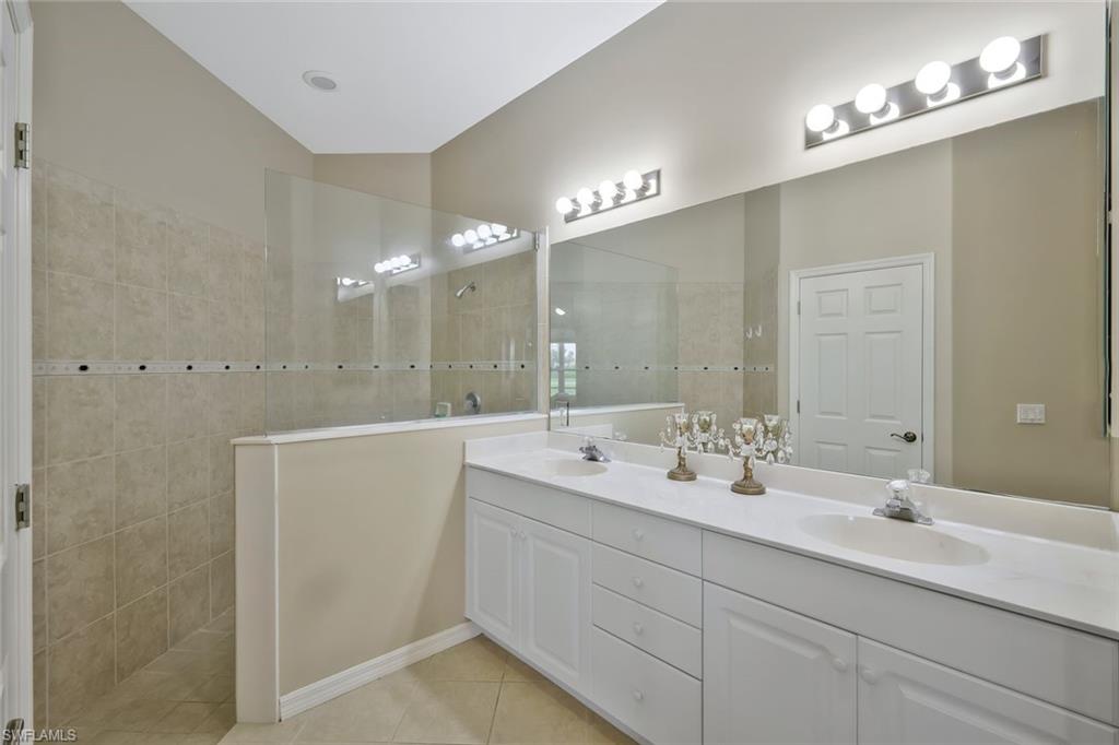 12732 Fox Ridge Drive Bonita Springs, FL 34135 - Photo 15 of 34