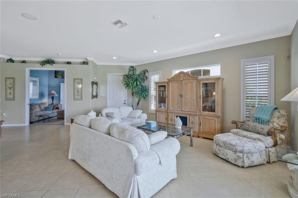 12732 Fox Ridge Drive Bonita Springs, FL 34135 - Photo 4 of 34