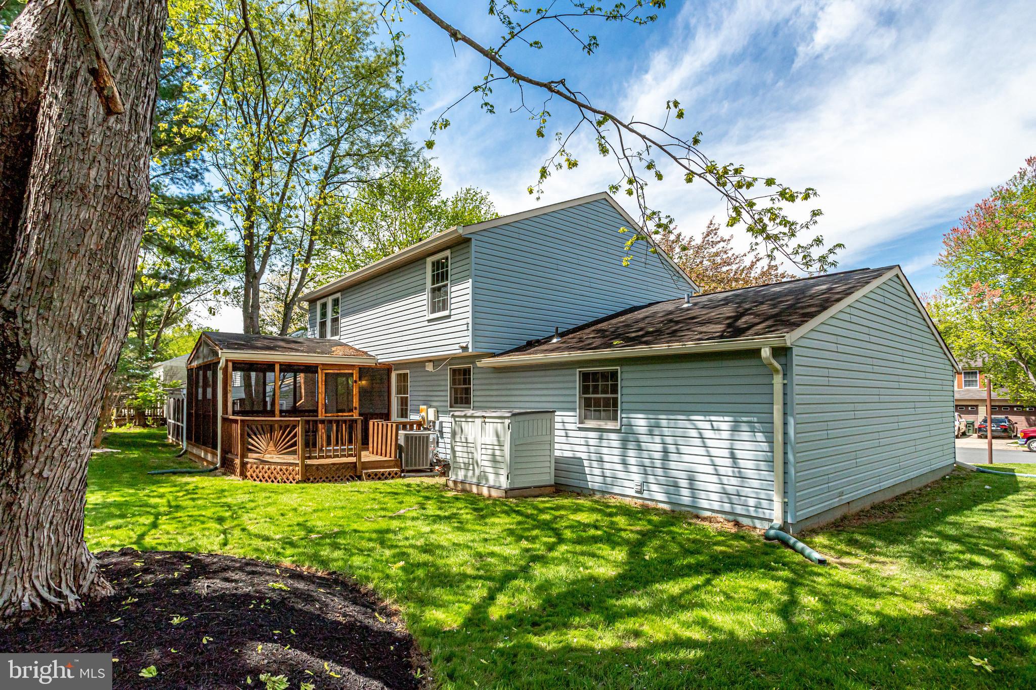 12307 Streamvale Circle Herndon, VA 20170 - Photo 70 of 78 Backyard