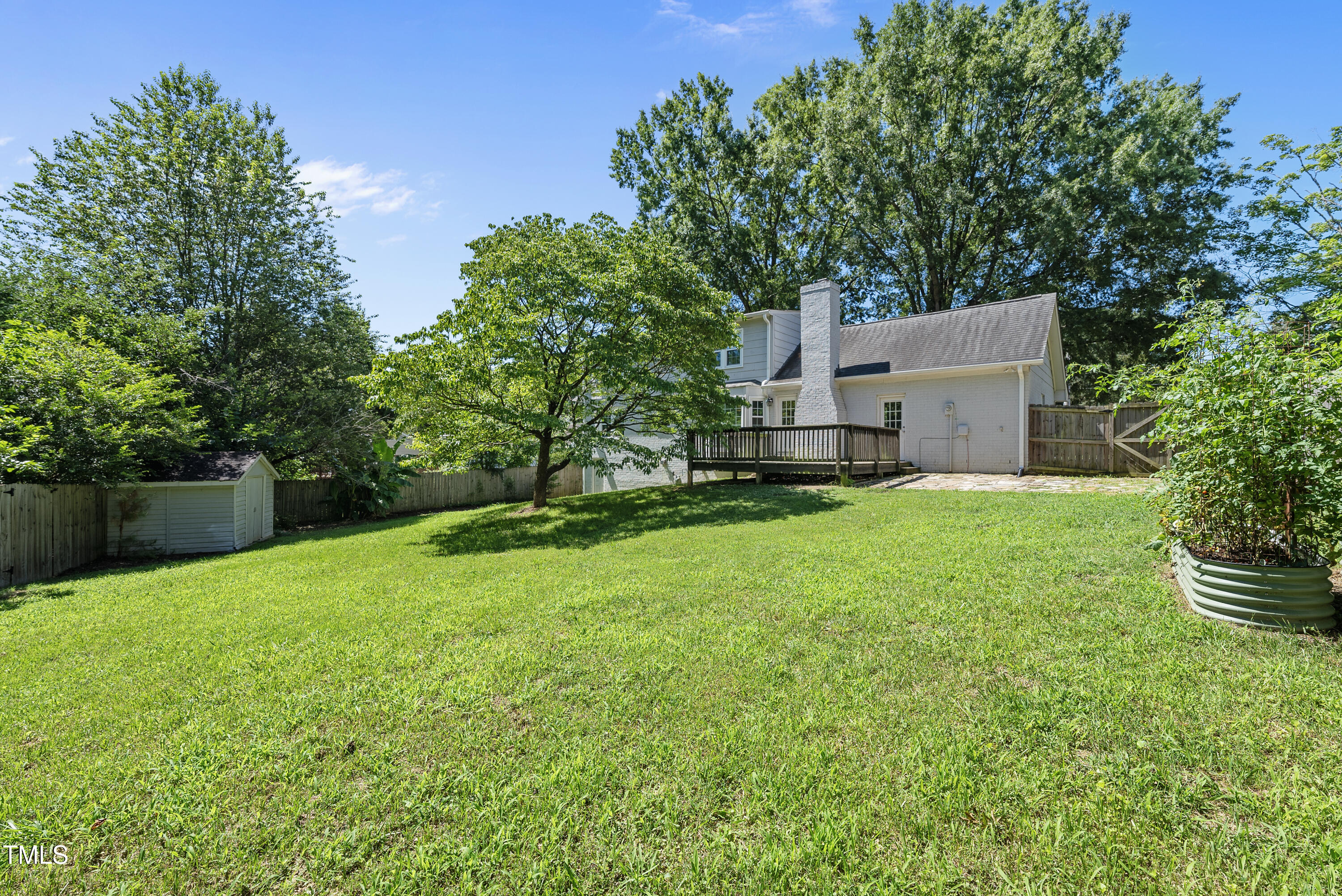 405 East Millbrook Road Raleigh, NC 27609 - Photo 22 of 23 Large Backyard