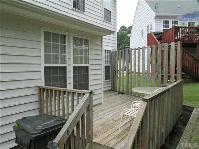 232 Cross Current Lane Raleigh, NC 27610 - Photo 14 of 16 Gallery Image 14