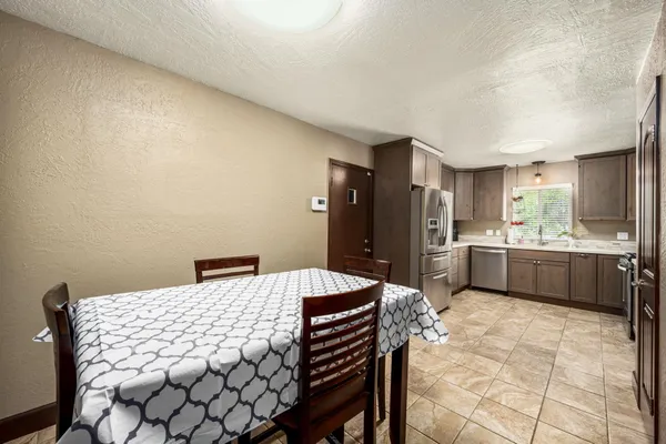 $460,000 | 164 West Hilgren Avenue, Hayden, ID 83835