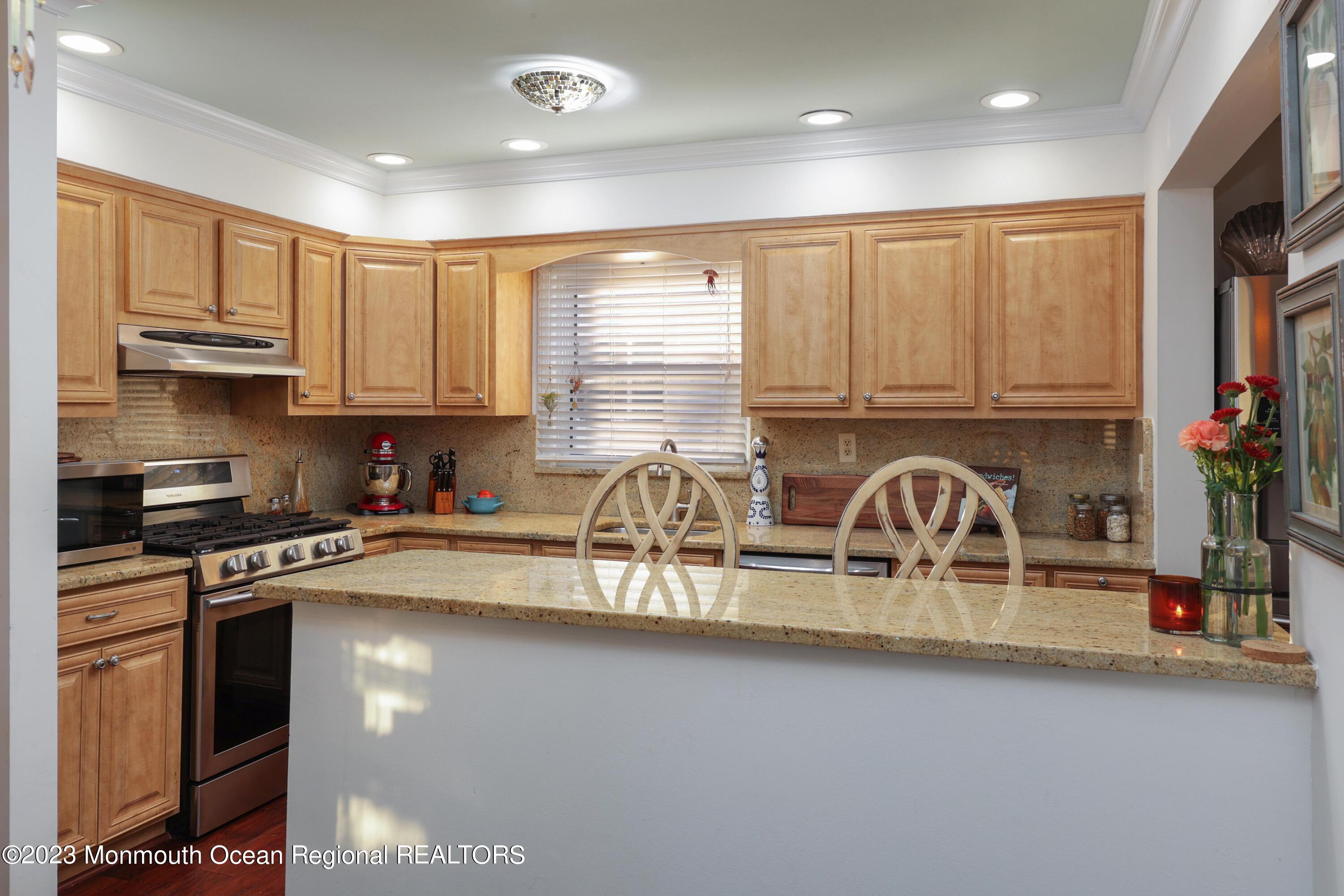 30 Albany Road Neptune Township, NJ 07753 - Photo 16 of 65 Kitchen